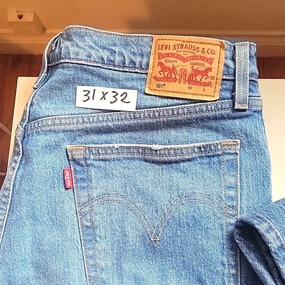 Lot of 6 Pair Levi 501's. All Very Good to Excellent Condition!